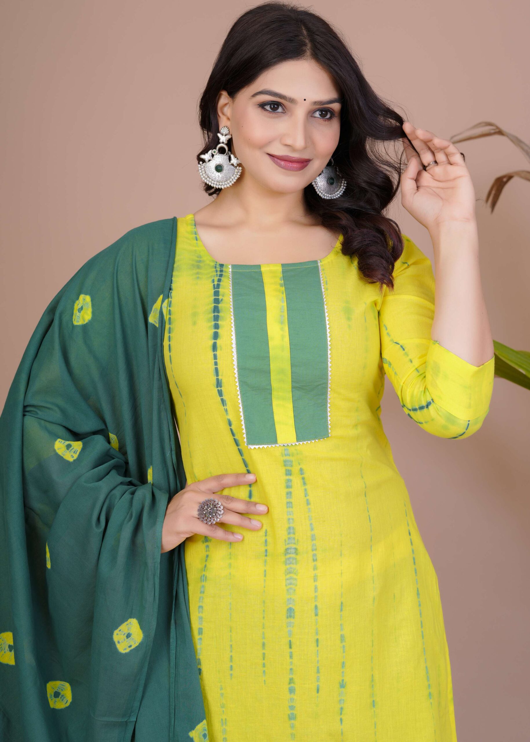 Women's Yellow & Green Cotton Tie-Dye Straight Kurti with Pant & Dupatta Set - Image 4